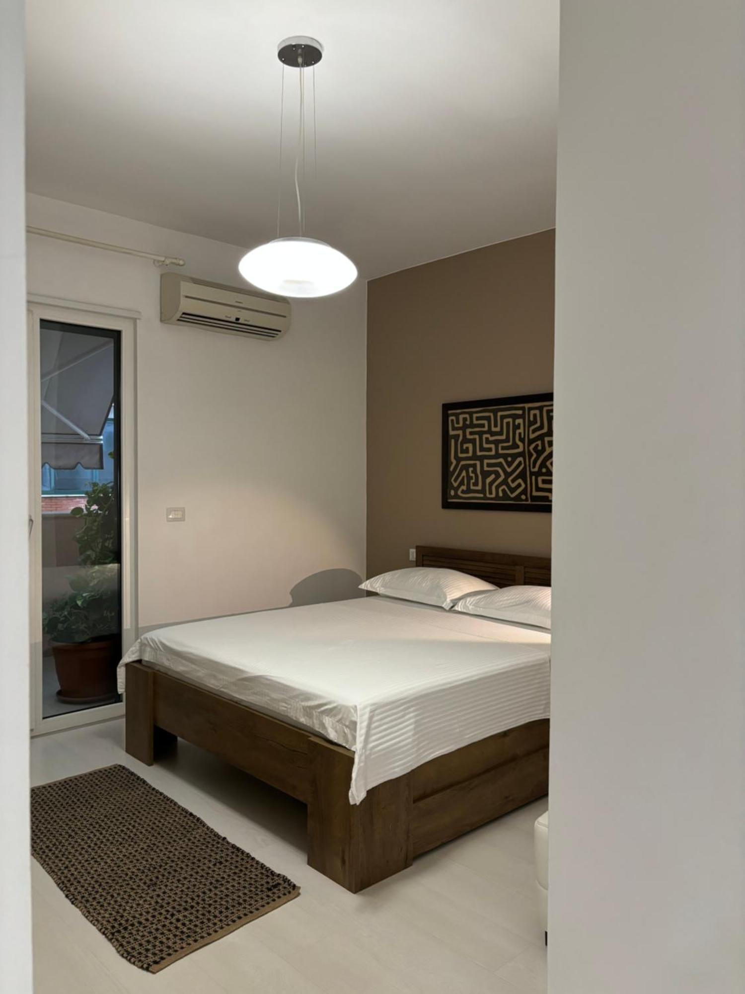 Tam Serviced 2Bdr Apartment City Center No6 Tirana Exterior foto