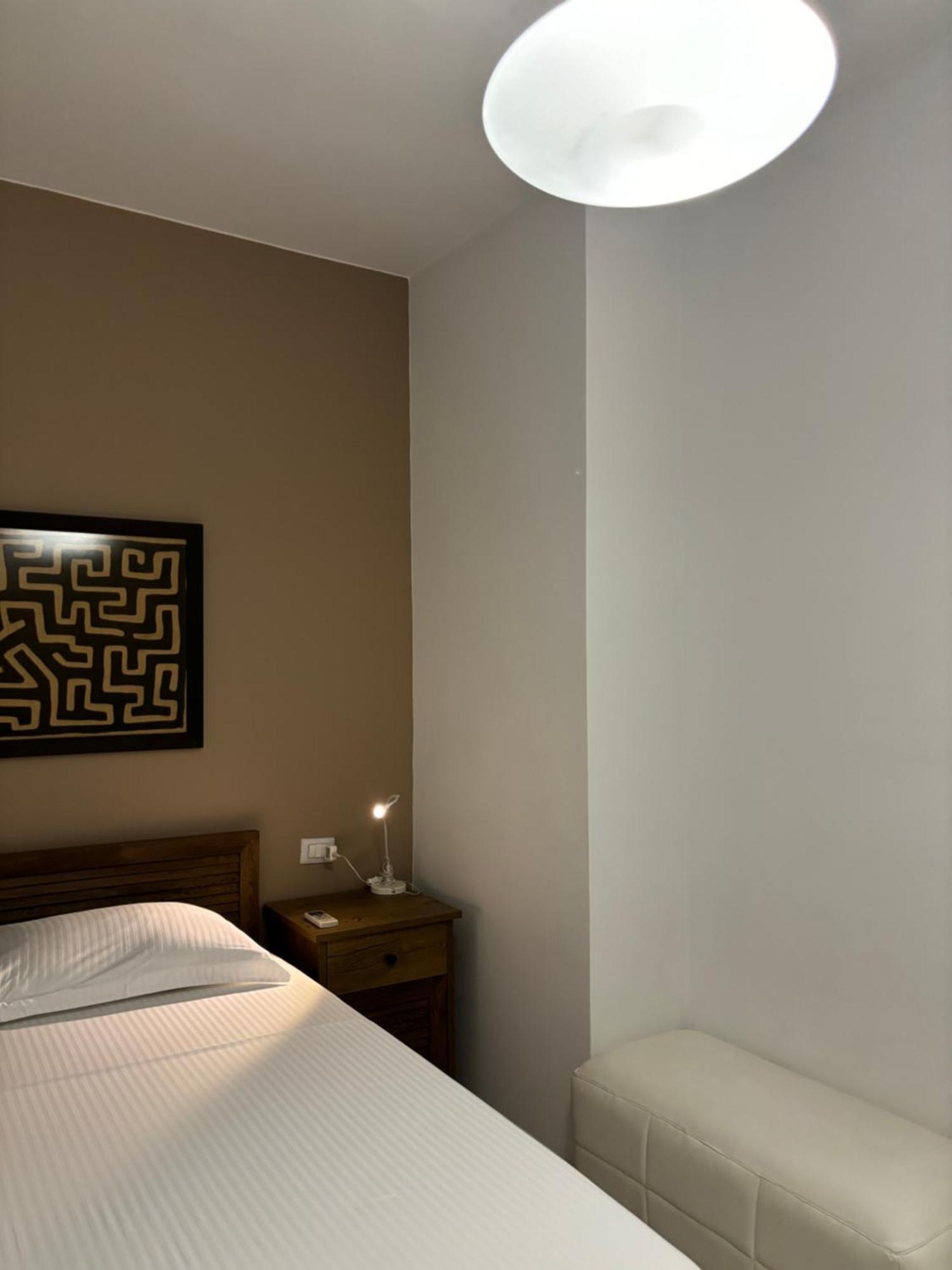 Tam Serviced 2Bdr Apartment City Center No6 Tirana Exterior foto