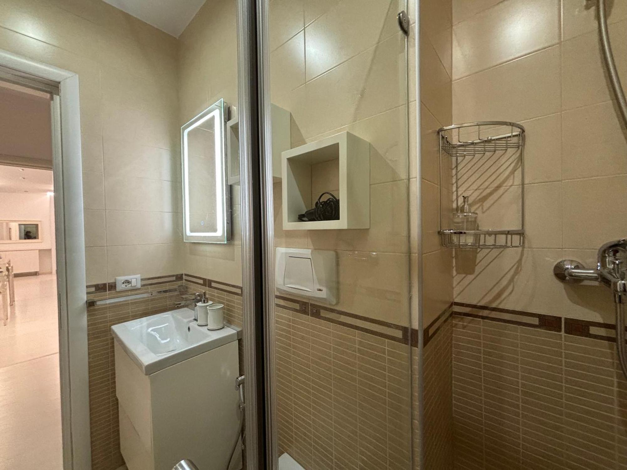 Tam Serviced 2Bdr Apartment City Center No6 Tirana Exterior foto